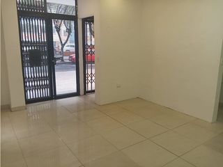 Foto 1 de La Colón, Local Comercial en Renta, 70m2, 2 Ambientes