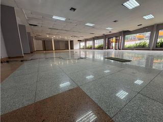 Foto 3 de Local en Alquiler 790 m² en Guayaquil, Av Carlos Julio Arosemena
