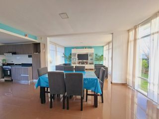 Foto 4 de Alquilo casa en Ostende calle Loria y dakar