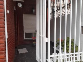Foto 8 de Venta casa 4 ambientes, Villa Lugano