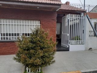 Foto 7 de Venta casa 4 ambientes, Villa Lugano