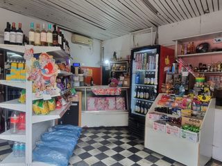 Foto 4 de Casa de 5 amb con cochera y local en Chilavert 1500, Nueva Pompeya