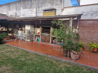 Foto 11 de CASA EN VENTA ZONA COMERCIAL (MENDOZA AL 1200)