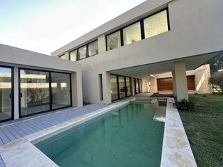 Foto 15 de Casa en alquiler en Barrio Rumenco