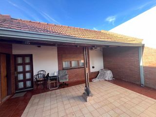 Foto 2 de Casa en venta de 3 dormitorios c/ cochera en San Martín