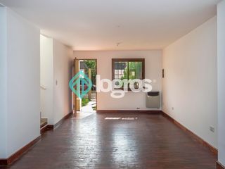 Foto 12 de Dúplex en venta de 3 dormitorios con cochera en Grand Bourg