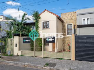 Foto 2 de Dúplex en venta de 3 dormitorios con cochera en Grand Bourg