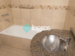 Foto 33 de Dúplex en venta de 3 dormitorios con cochera en Grand Bourg