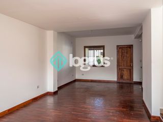 Foto 6 de Dúplex en venta de 3 dormitorios con cochera en Grand Bourg