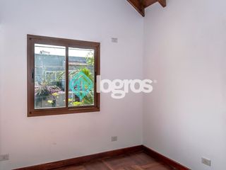 Foto 27 de Dúplex en venta de 3 dormitorios con cochera en Grand Bourg