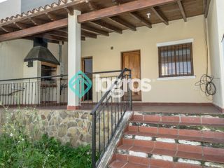 Foto 23 de Dúplex en venta de 3 dormitorios con cochera en Grand Bourg
