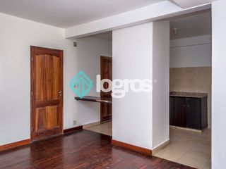 Foto 8 de Dúplex en venta de 3 dormitorios con cochera en Grand Bourg