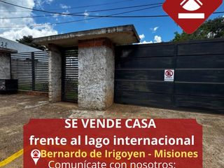 Foto 2 de SE VENDE CASA FRENTE AL LAGO INTERNACIONAL!