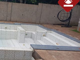 Foto 3 de SE VENDE CASA FRENTE AL LAGO INTERNACIONAL!