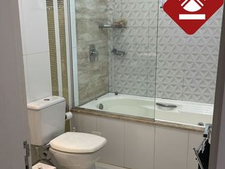 Foto 6 de SE VENDE CASA FRENTE AL LAGO INTERNACIONAL!