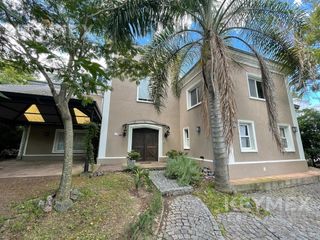 Foto 3 de Casa en  ALQUILER ANUAL  A LA LAGUNA BARRIO ALTAMIRA