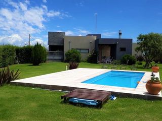 Foto 37 de CASA EN VENTA EN BARRIO ¨SOLARES DEL VALLE¨