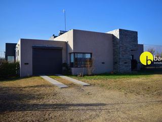 Foto 4 de CASA EN VENTA EN BARRIO ¨SOLARES DEL VALLE¨