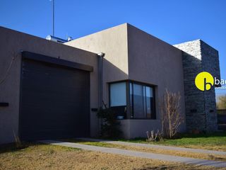Foto 5 de CASA EN VENTA EN BARRIO ¨SOLARES DEL VALLE¨