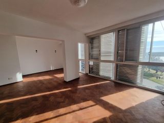 Foto 3 de Departamento de 3 dormitorios en alquiler