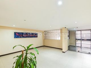 Foto 16 de Monoambiente en Venta. Balcón al frente. Villa Urquiza