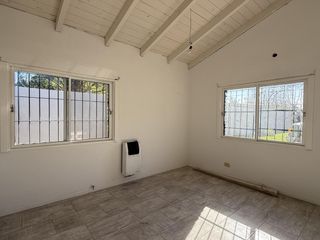 Foto 37 de Impresionante casa en venta - ¡Lista para crédito! en Lobos