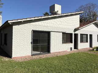 Foto 5 de Impresionante casa en venta - ¡Lista para crédito! en Lobos