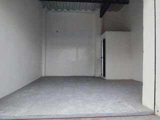Foto 1 de Local Comercial en  Alquiler 4 de Noviembre y calle 8ava GraC.