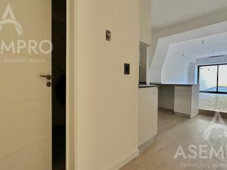 Foto 4 de Monoambiente Divisible con Jardín