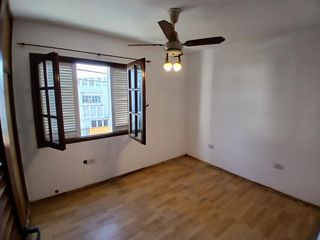 Foto 5 de Departamento en alquiler en La Plata 9 esq 519 Dacal Bienes Raices