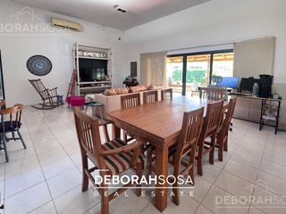 Foto 5 de Casa en Venta 4 ambientes APTO CRÉDITO Barrio Roble Joven