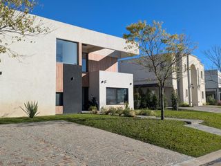 Foto 4 de Casa en alquiler Puertos Barrio Ceibos