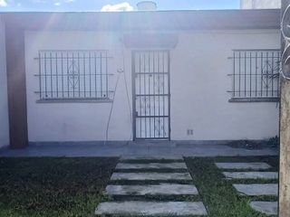 Foto 19 de ALQUILER 24 MESES- CASA CON ENTRADA DE VEHICULO.