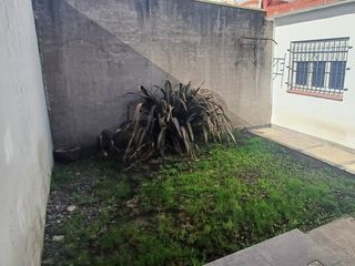 Foto 9 de ALQUILER 24 MESES- CASA CON ENTRADA DE VEHICULO.
