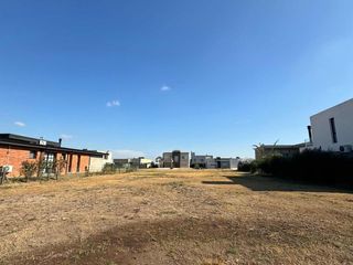 Foto 1 de Terreno en venta - 600mts2 - Lagos de Canning