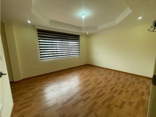Foto 5 de Conocoto, Casa en Renta, Dean Bajo 220m2, 3 Habitaciones