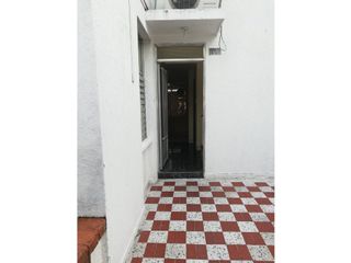 Foto 4 de SE ARRIENDA CASA PARA USO COMERCIAL, DOS NIVELES, AREAS 190 MTS