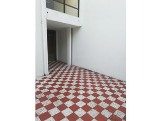 Foto 3 de SE ARRIENDA CASA PARA USO COMERCIAL, DOS NIVELES, AREAS 190 MTS
