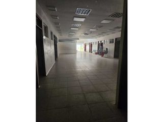 Foto 2 de SE ARRIENDA CASA COMERCIAL, AREA 620 MT, EXCELENTE SECTOR.
