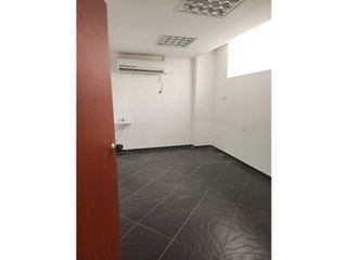 Foto 8 de SE ARRIENDA CASA COMERCIAL, AREA 620 MT, EXCELENTE SECTOR.