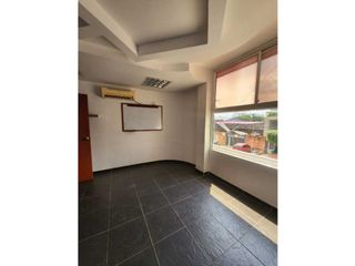 Foto 6 de SE ARRIENDA CASA COMERCIAL, AREA 620 MT, EXCELENTE SECTOR.