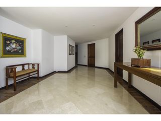Foto 3 de Apartamento en arriendo en Rosales con terraza de 120 m2