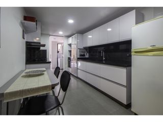 Foto 23 de Apartamento en arriendo en Rosales con terraza de 120 m2