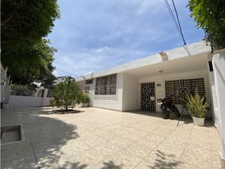 Foto 1 de SE VENDE AMPLIA CASA EN SECTOR PORVENIR, SANTA MARTA