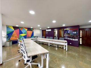 Foto 1 de OFICINA AMPLIA EN VENTA EN LAS LOMAS MEDELLN