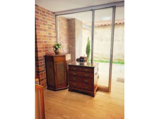 Foto 2 de Renta Apartamento 42 M2 Una Habitación Niza-Antigua