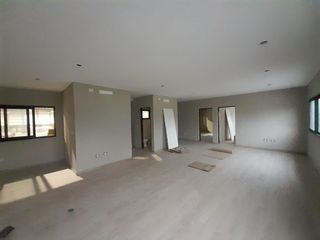 Foto 4 de Depósito en  Alquiler