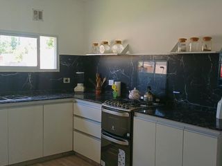 Foto 11 de Casa en Alquiler en San Ramón, Pilar del Este, 4 Ambientes