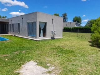 Foto 28 de Casa en Alquiler en San Ramón, Pilar del Este, 4 Ambientes