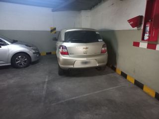 Foto 10 de Cochera cubierta en Venta en edificio residencial en Villa Luro